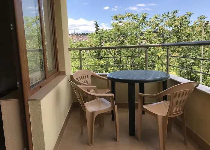 Апартамент Elena *